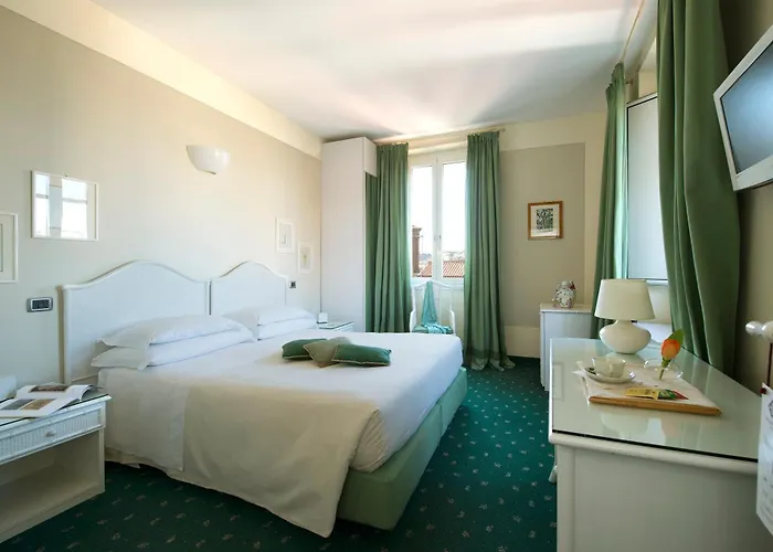 Hotel Gregoriana 3*